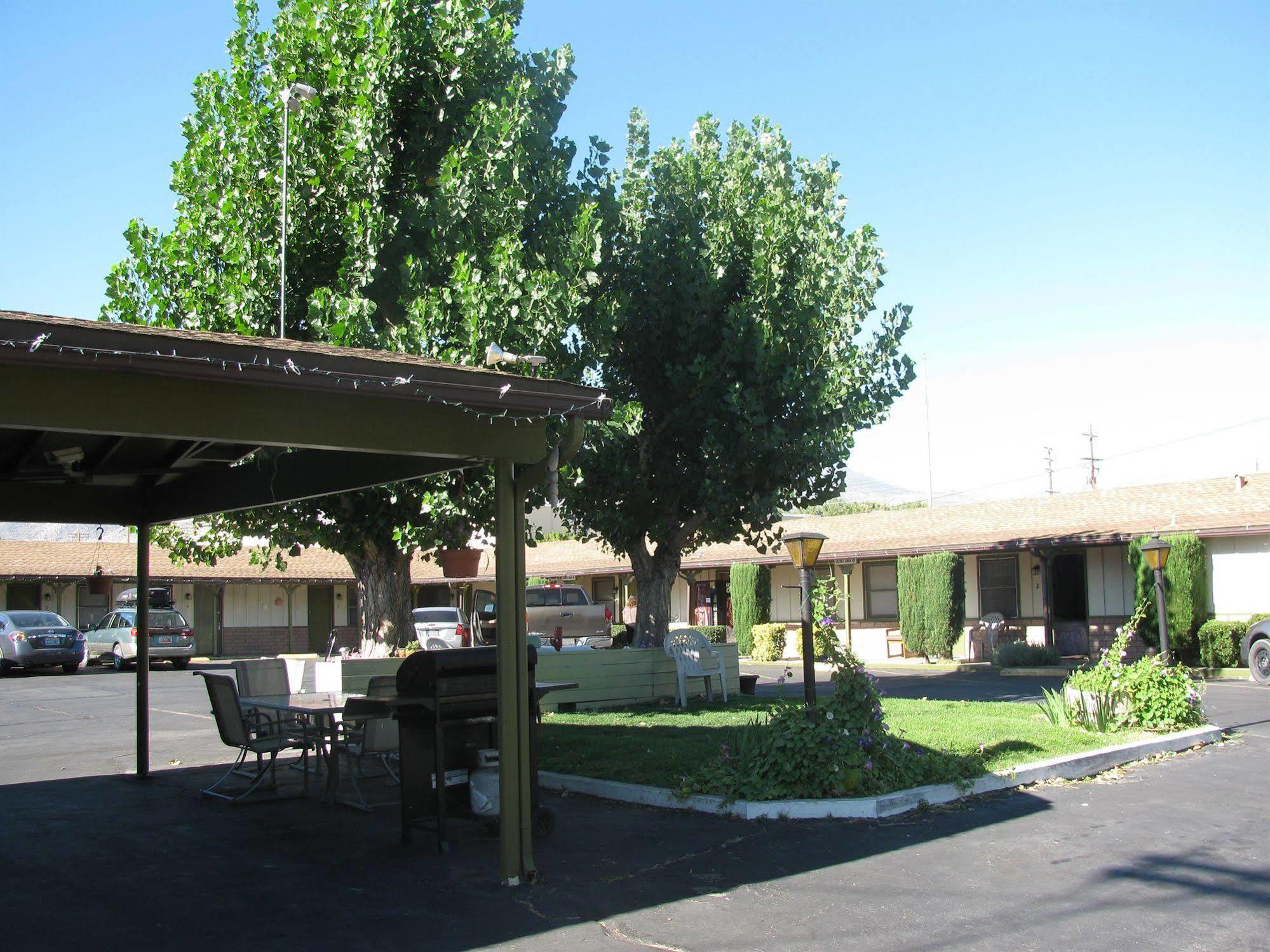 El Rancho Motel Bishop Exteriör bild
